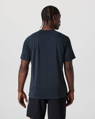 Short Sleeve Viewpoint Henley Navy | Vuori Online