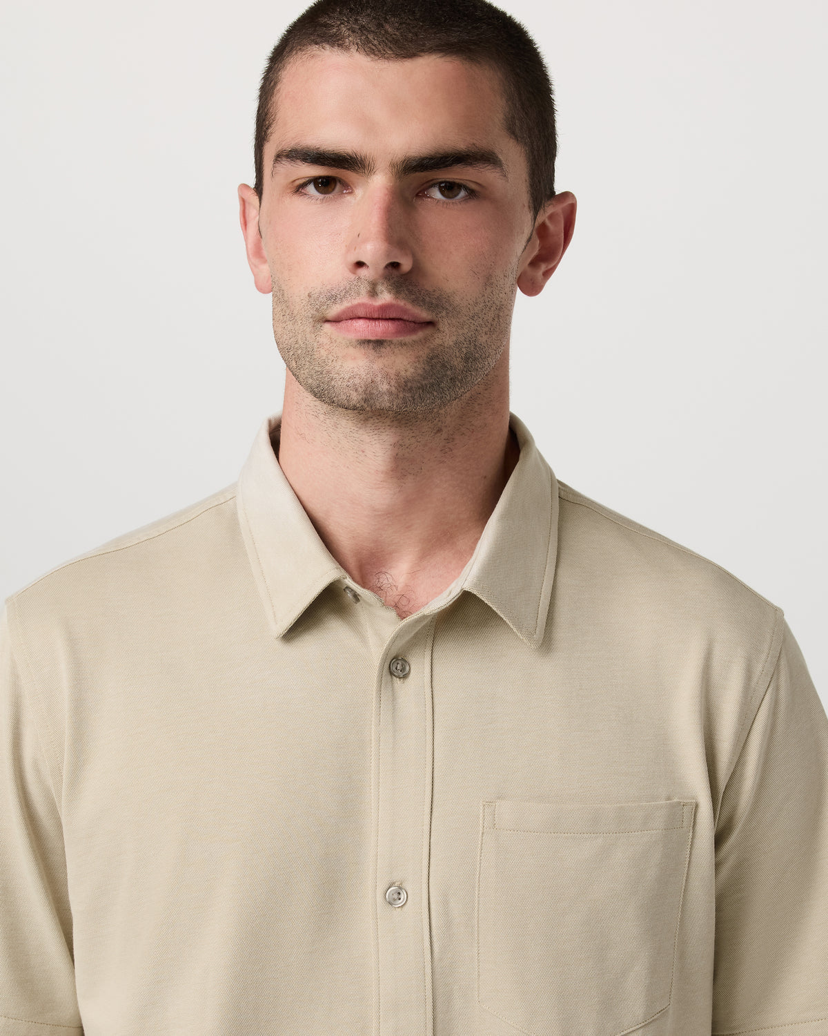Short Sleeve Knit Oxford Button Down - Classic Fit Trench | Vuori Clothing