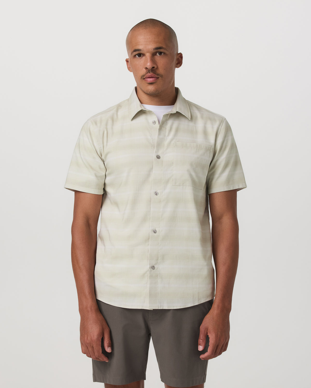 Men's Short Sleeve Plaid Button Down Shirt Sandalwood | Vuori For sale