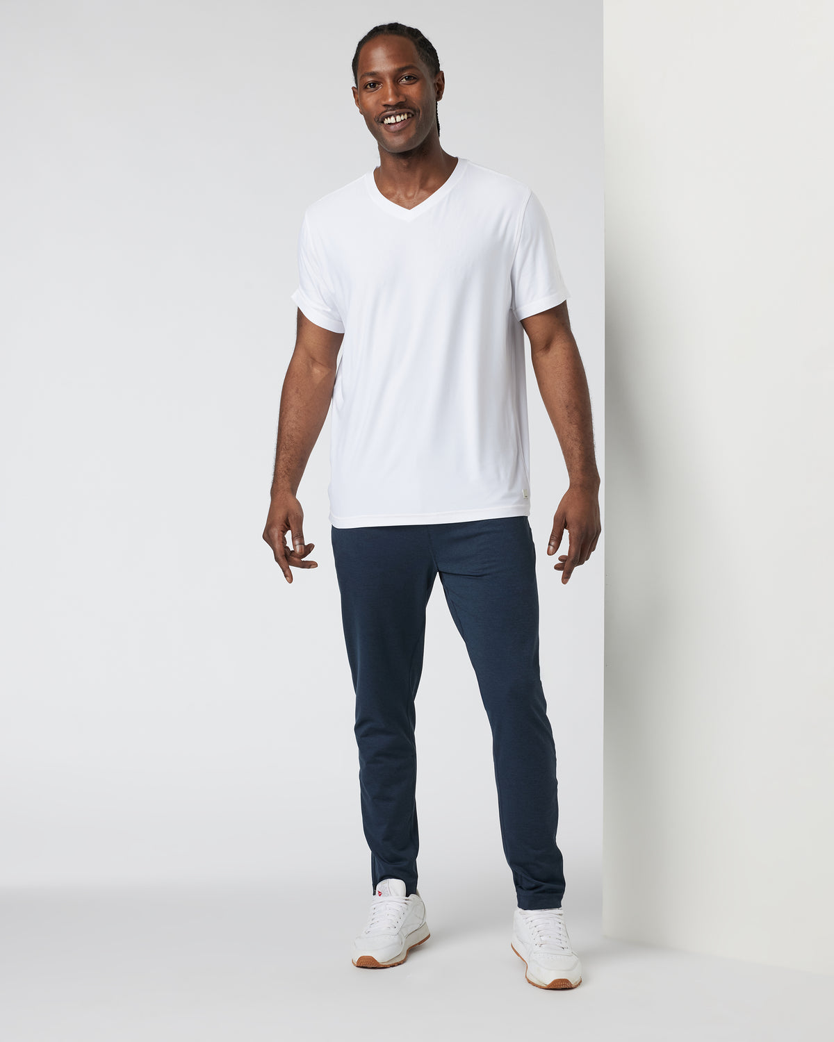 Strato Tech V-Neck Men's White Workout Shirt | Vuori Outlet