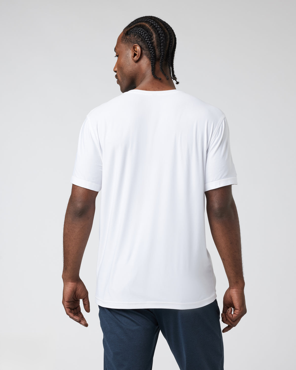Strato Tech V-Neck Men's White Workout Shirt | Vuori Outlet
