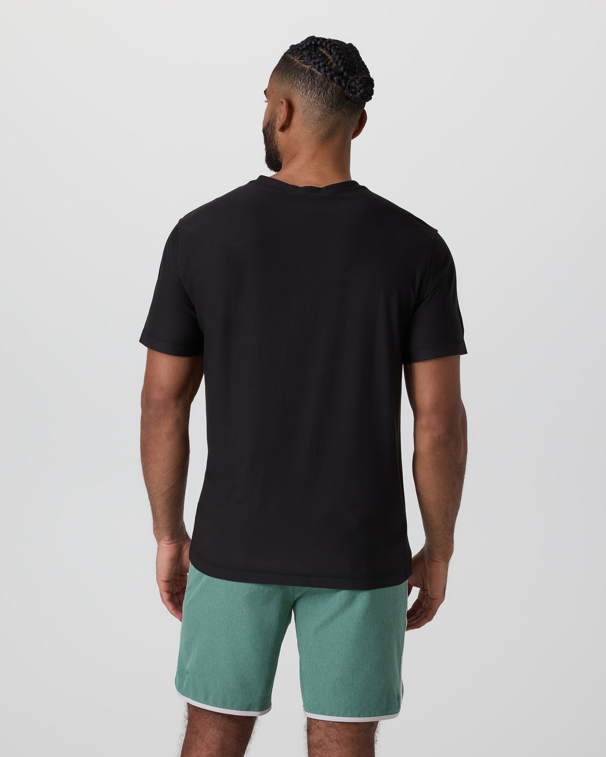 Strato Tech V-Neck Tee Black Workout Shirt | Vuori