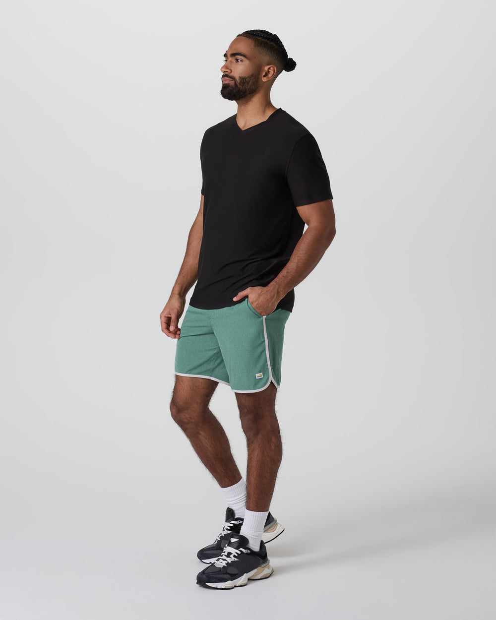 Strato Tech V-Neck Tee Black Workout Shirt | Vuori