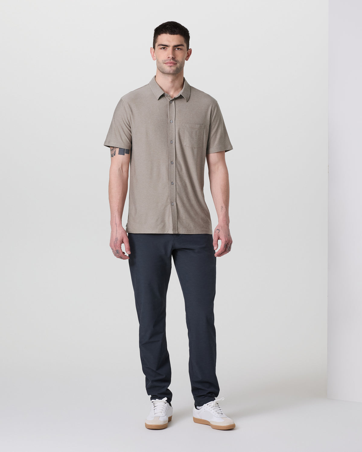 Short Sleeve Strato Button Down Mocha Heather | Vuori On sale