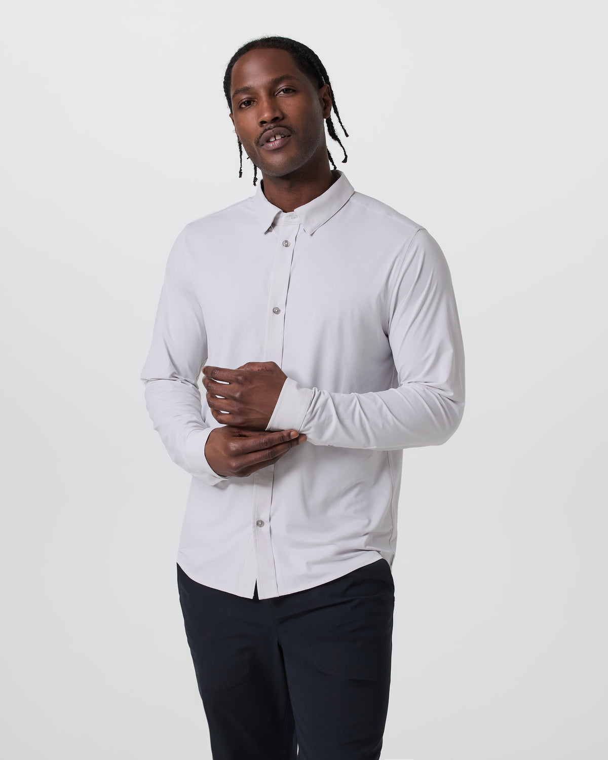 Long Sleeve TravelLite Button Down Frost Grey | Vuori Online