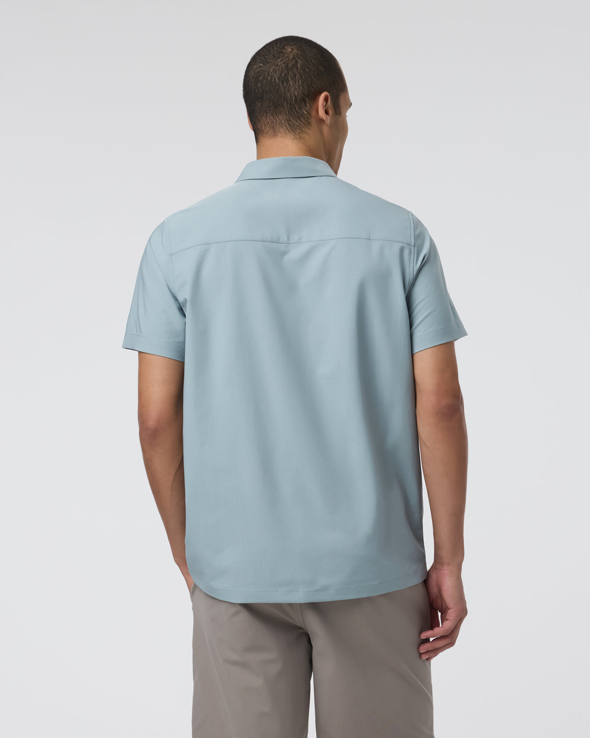 Short Sleeve Manhattan Button Down Men's Mist Shirt | Vuori US