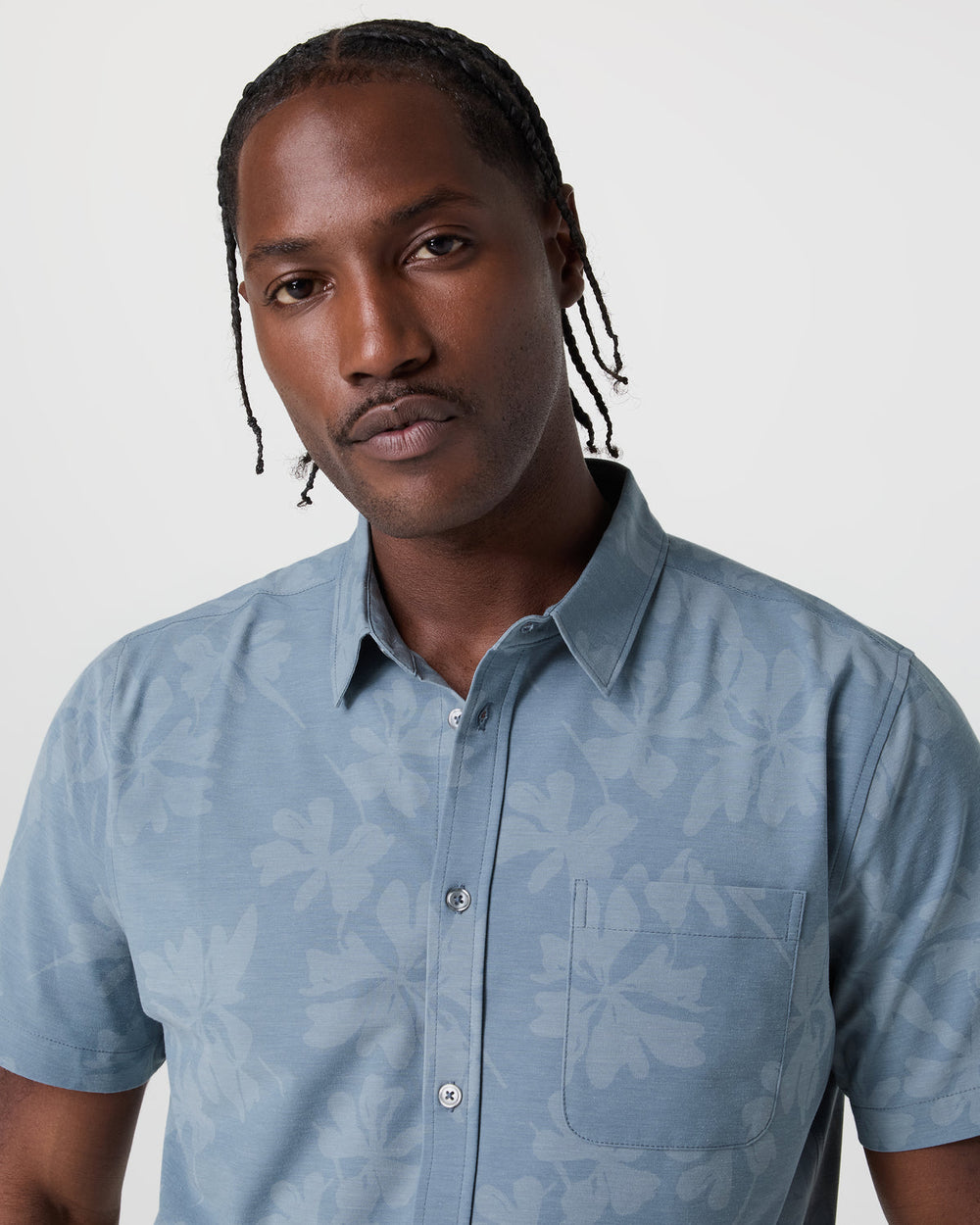 Short Sleeve Bridge Button Down Dusty Blue Plumeria | Vuori Clothing