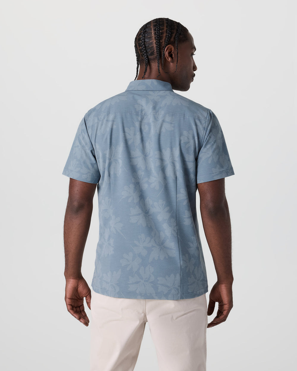 Short Sleeve Bridge Button Down Dusty Blue Plumeria | Vuori Clothing