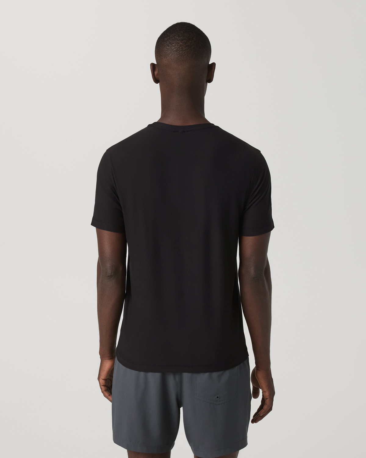 Strato Tech Tee Men's Black Quick Dry T Shirt | Vuori For sale