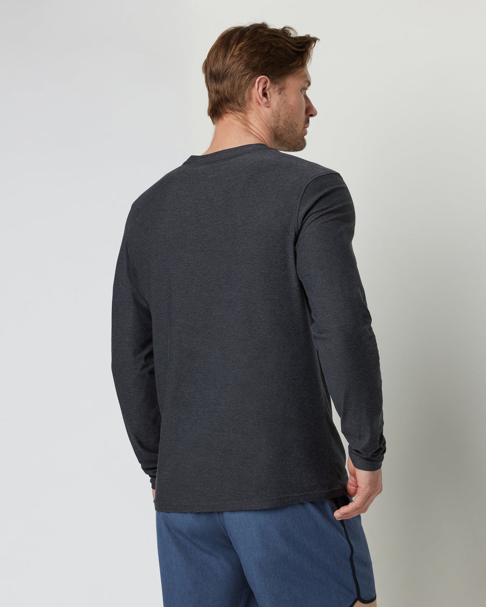 Long-Sleeve Strato Tech Tee Men's Charcoal Shirt | Vuori Discount