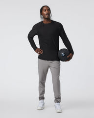 Long Sleeve Strato Tech Tee Men's Black Shirt | Vuori Sale