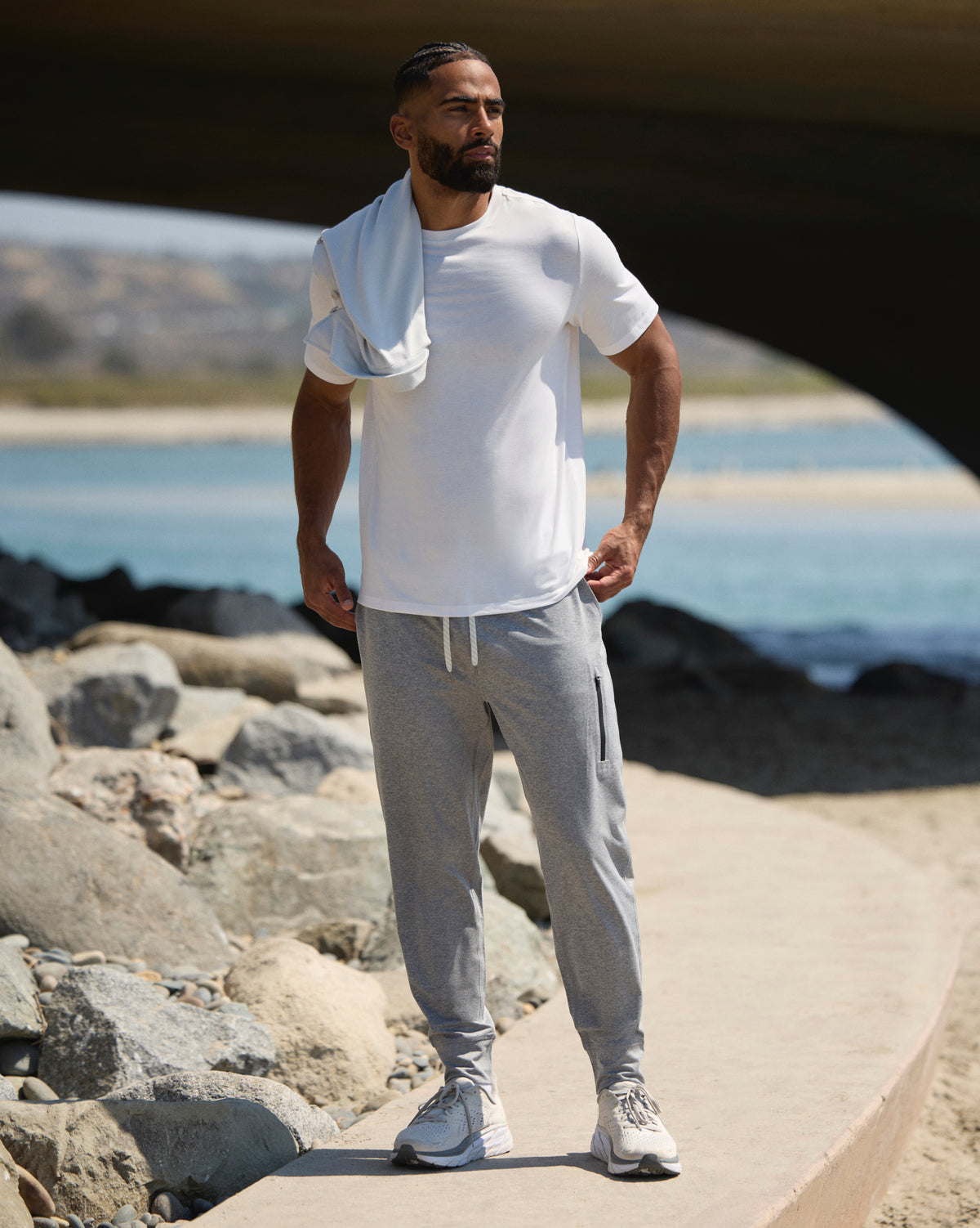 Strato Tech Tee Men's White Tech Shirt | Vuori Clothing