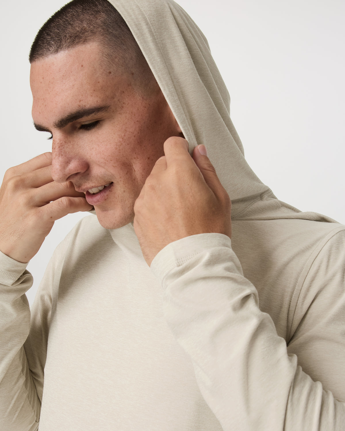Strato Tech Hoodie Men's Mushroom Heather Hoodie | Vuori Sale