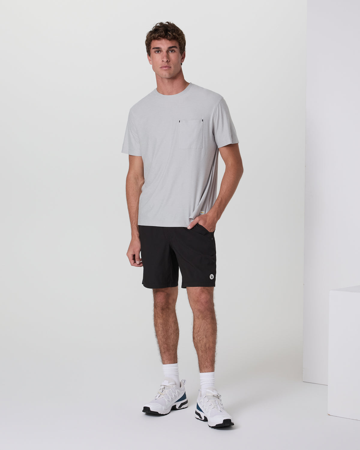 Short Sleeve Strato Pocket Tee - Relaxed Fit Platinum Heather | Vuori On sale
