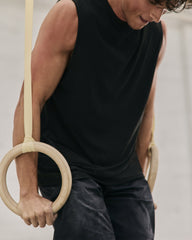 Strato Muscle Tee Men's Black Muscle Shirt | Vuori Online
