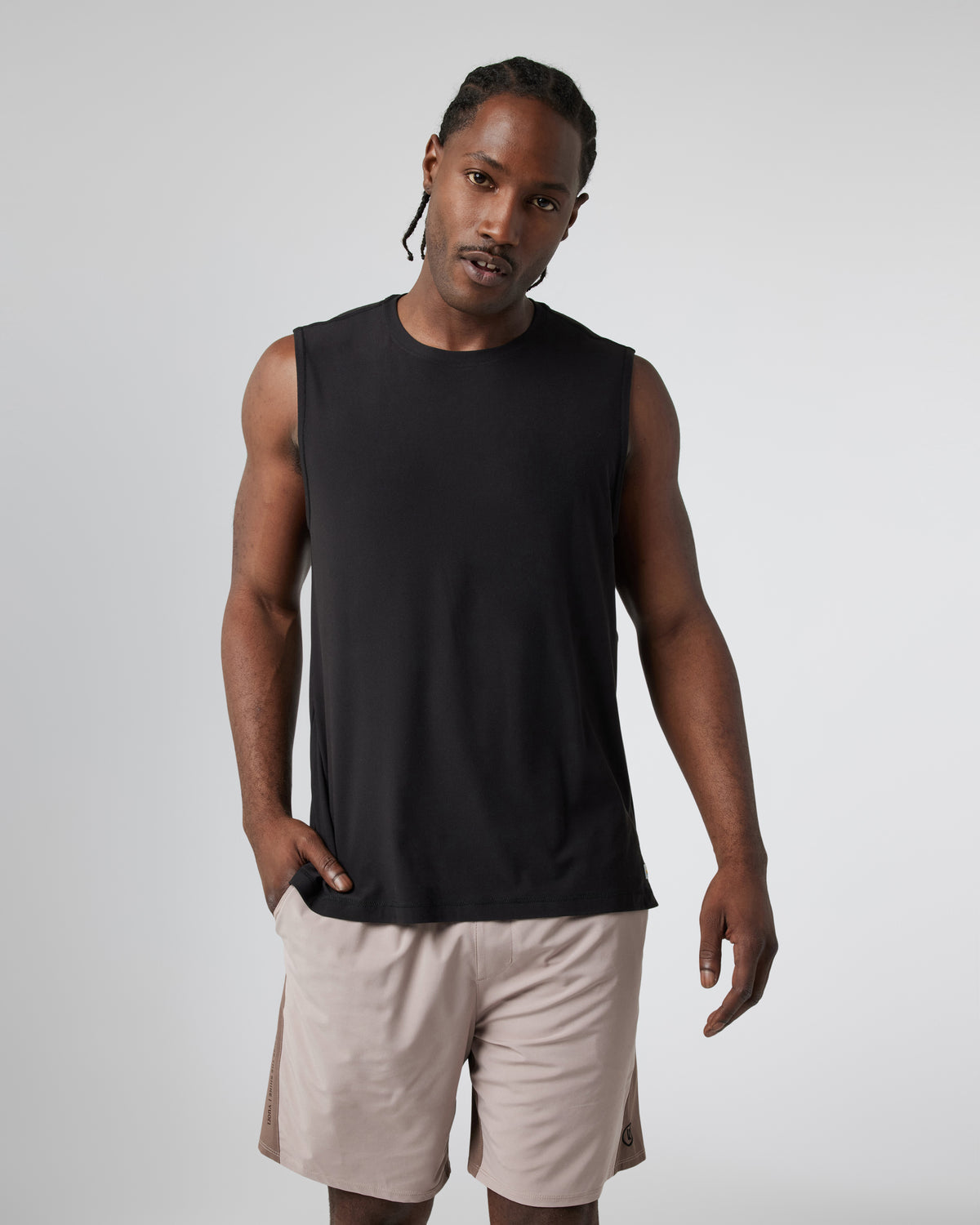 Strato Muscle Tee Men's Black Muscle Shirt | Vuori Online