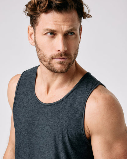 Strato Tech Tank Charcoal Heather | Vuori US