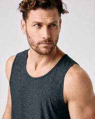 Strato Tech Tank Charcoal Heather | Vuori US