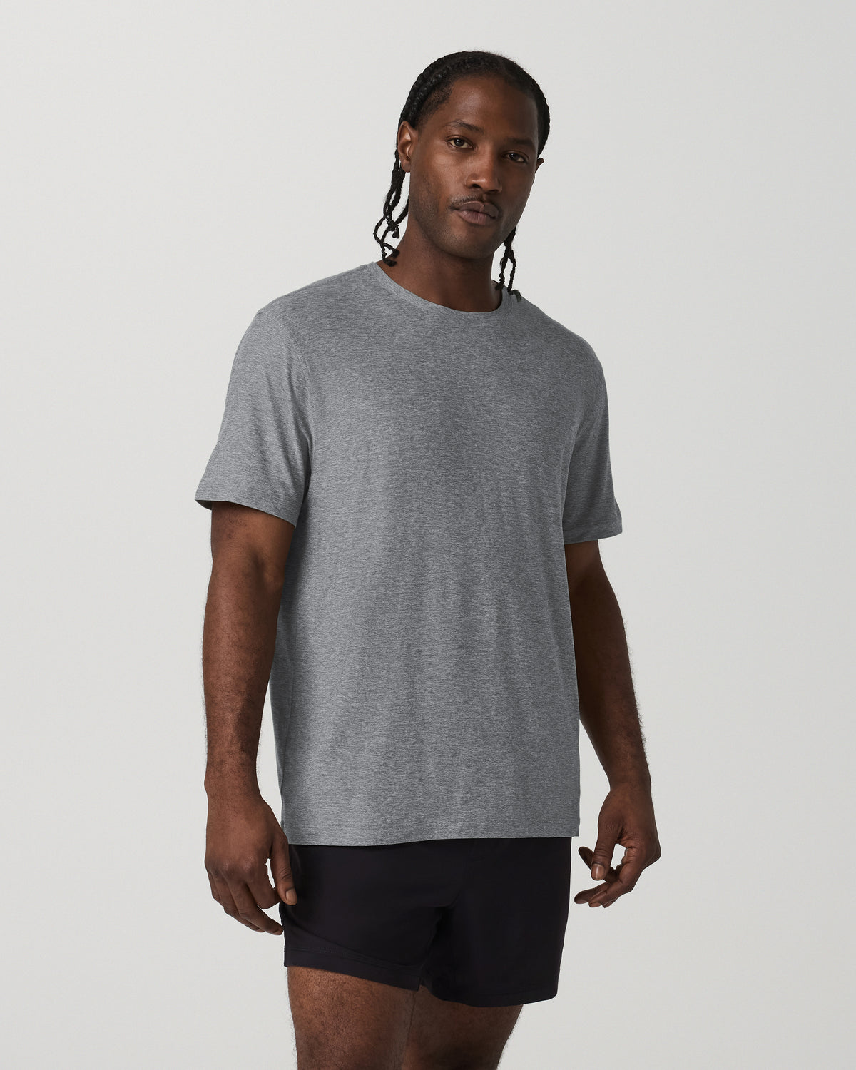 Short Sleeve Strato Tech Tee - Relaxed Fit Heather Grey | Vuori Discount