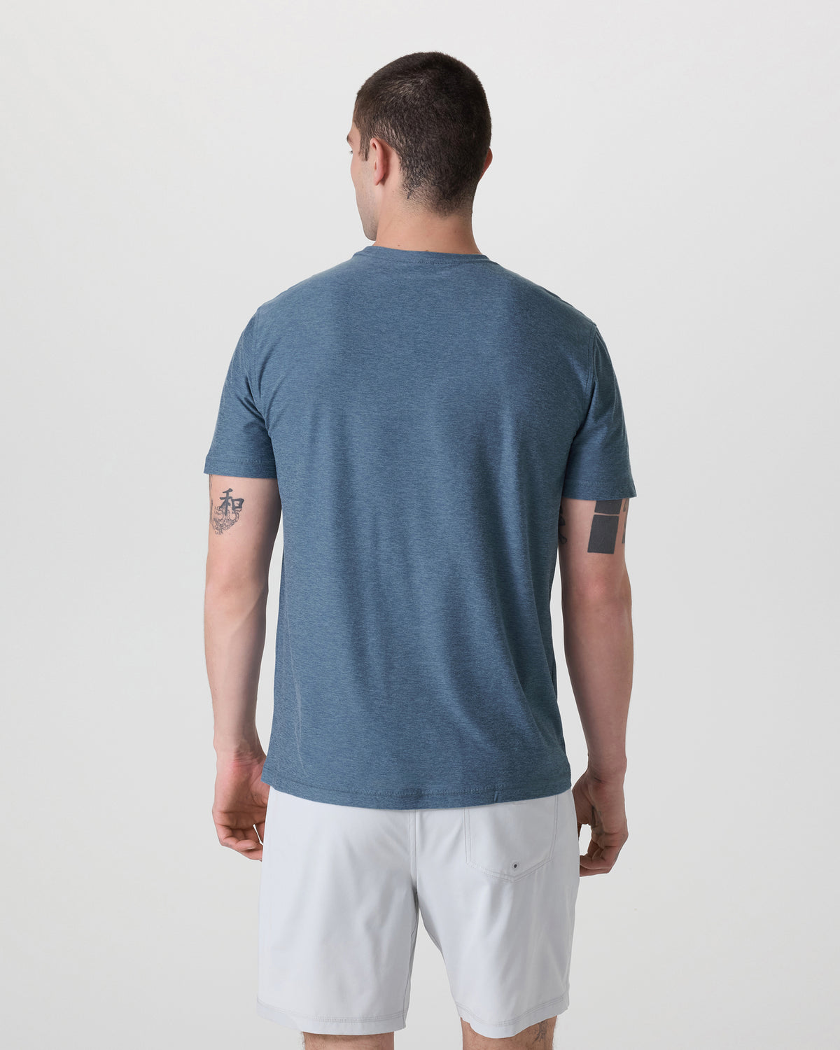 Strato Tech Tee Men's Pool Blue Workout Shirt | Vuori Outlet