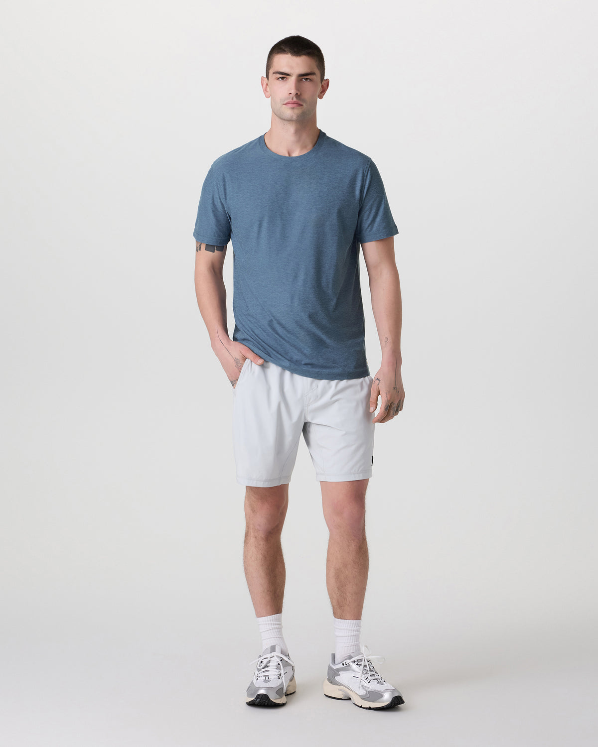 Strato Tech Tee Men's Pool Blue Workout Shirt | Vuori Outlet