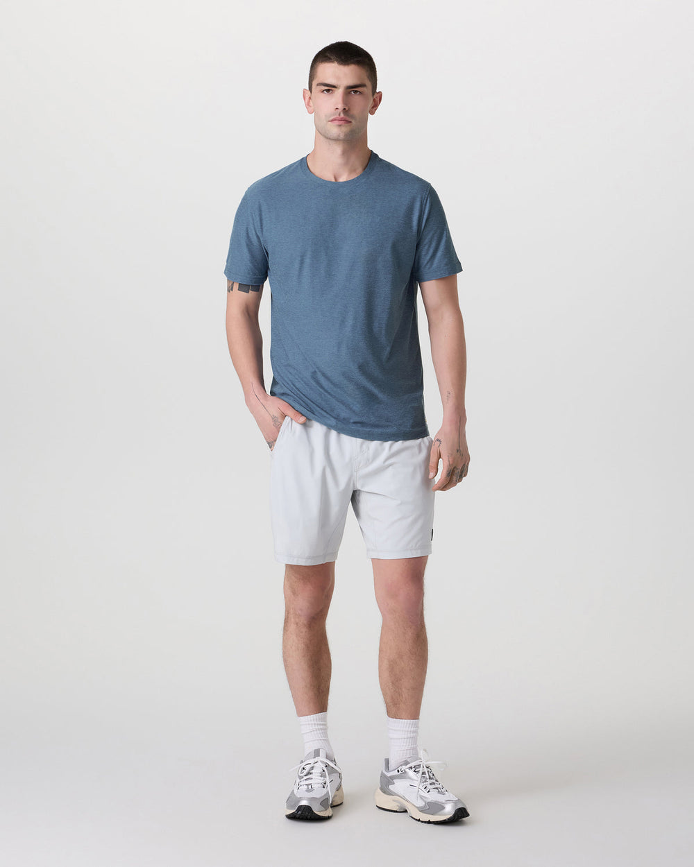 Strato Tech Tee Men's Pool Blue Workout Shirt | Vuori Outlet