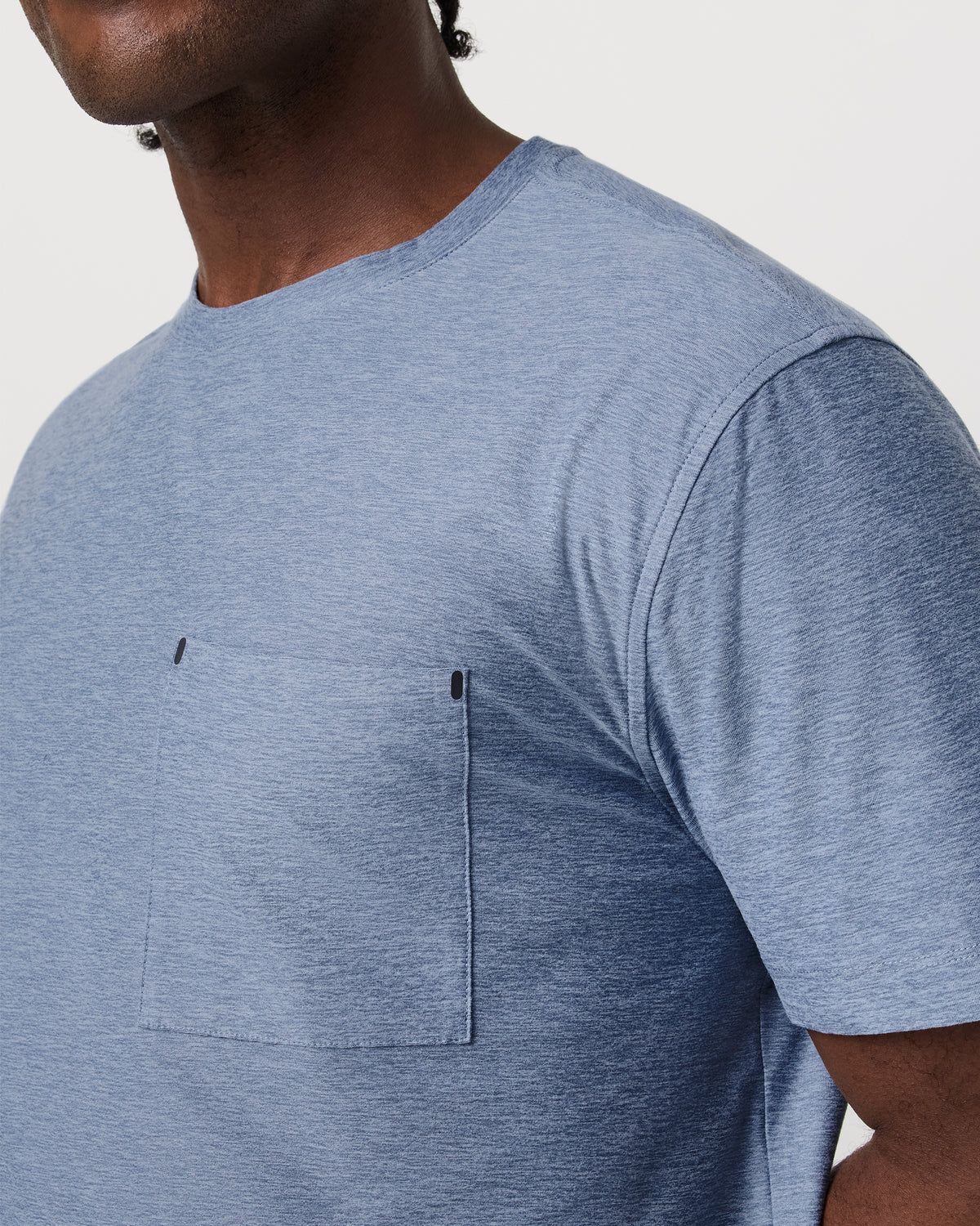 Men's Short Sleeve Strato Pocket Tee - Relaxed Chambray | Vuori US