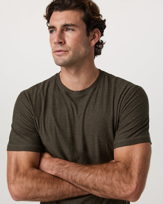 Strato Tech Tee Men's Dark Oregano Heather T-Shirt | Vuori