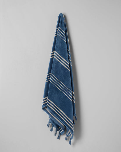 Fringe Beach Towel Versatile Towel - Pond | Vuori Discount
