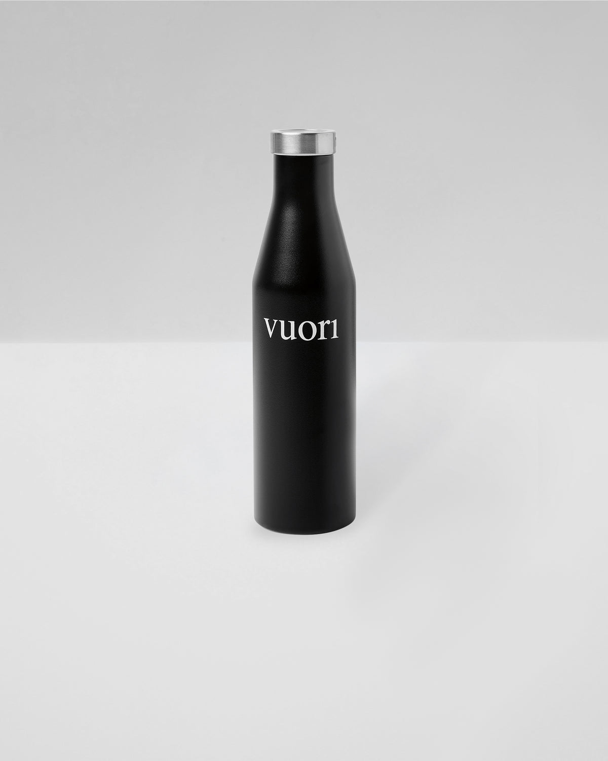 S6 Wordmark Mizu Water Bottle Black Insulated Bottle | Vuori On sale