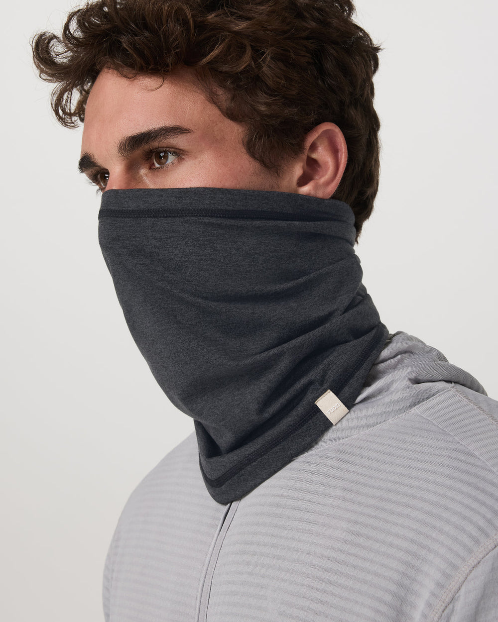 DreamKnit Neck Gaiter Charcoal Heather Gaiter | Vuori For sale