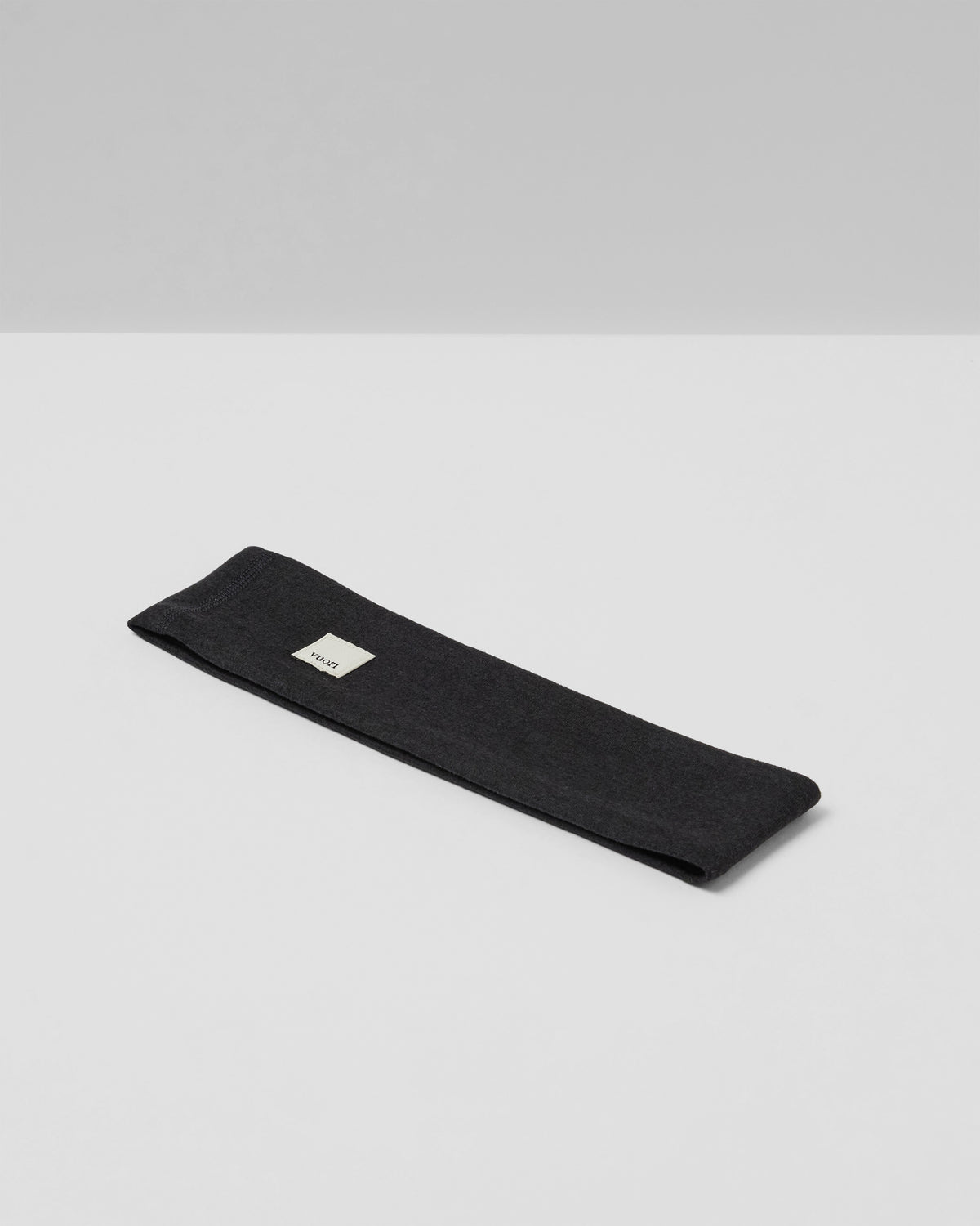 Halo Headband Black Heather Performance Headband | Vuori Clothing