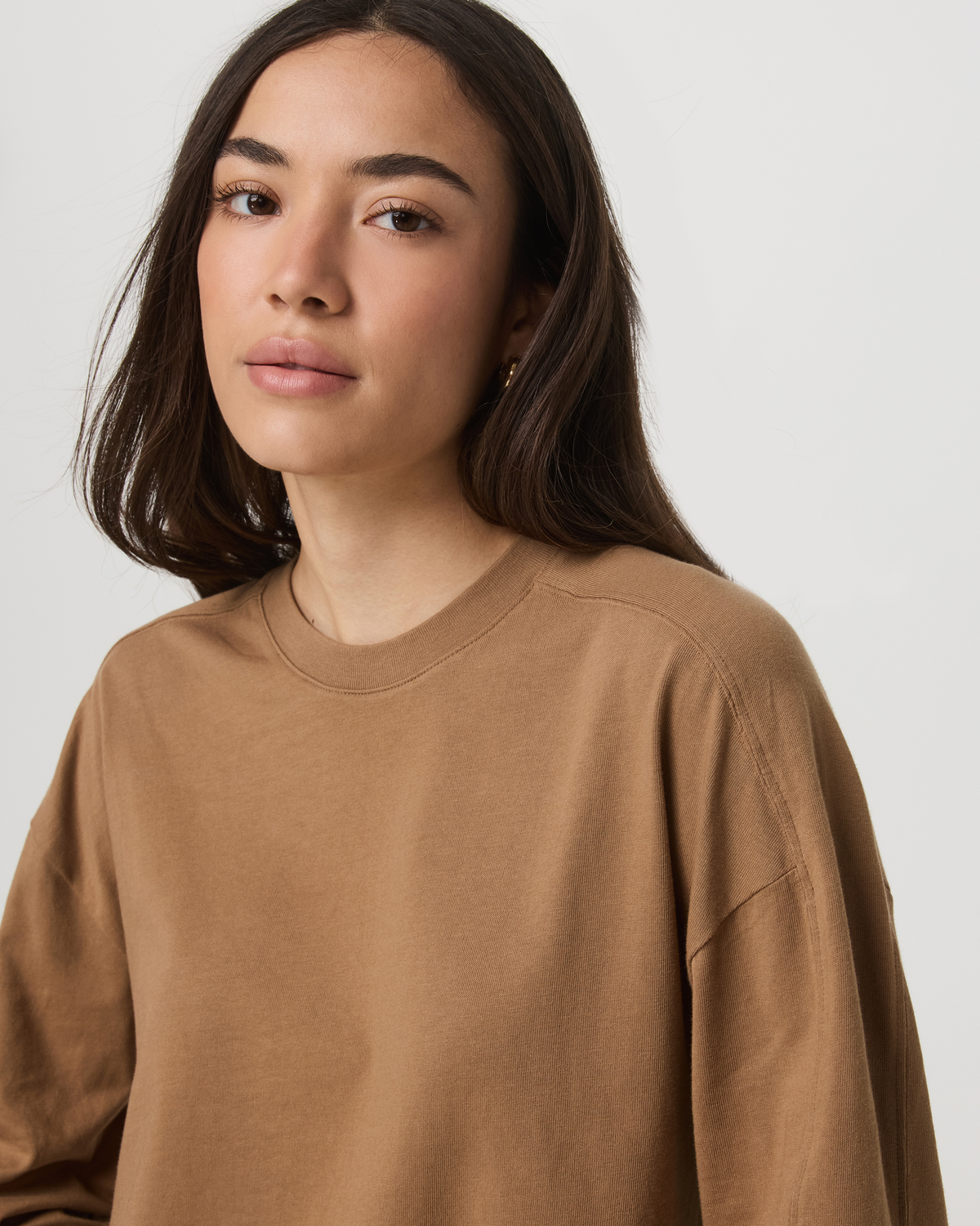 Long Sleeve Heavyweight Cotton Tee Women's Acorn Shirt | Vuori Outlet