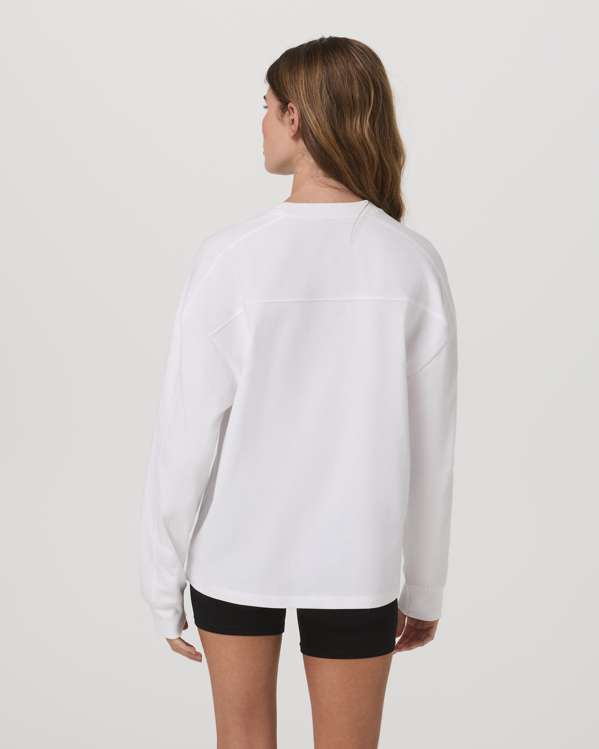 Long Sleeve Heavyweight Cotton Tee Women's White Shirt | Vuori Clothing