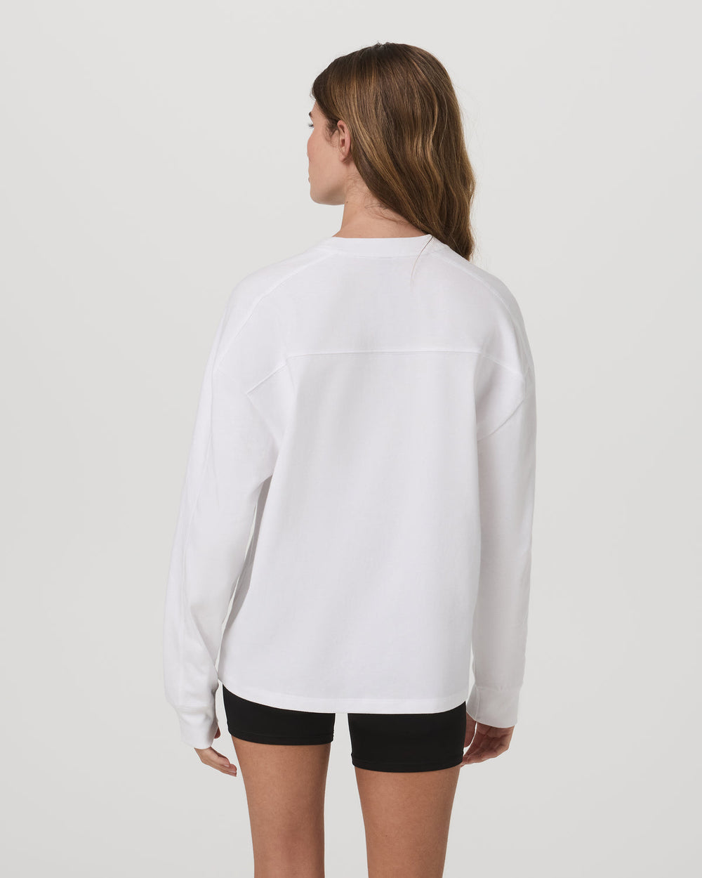 Long Sleeve Heavyweight Cotton Tee Women's White Shirt | Vuori Clothing