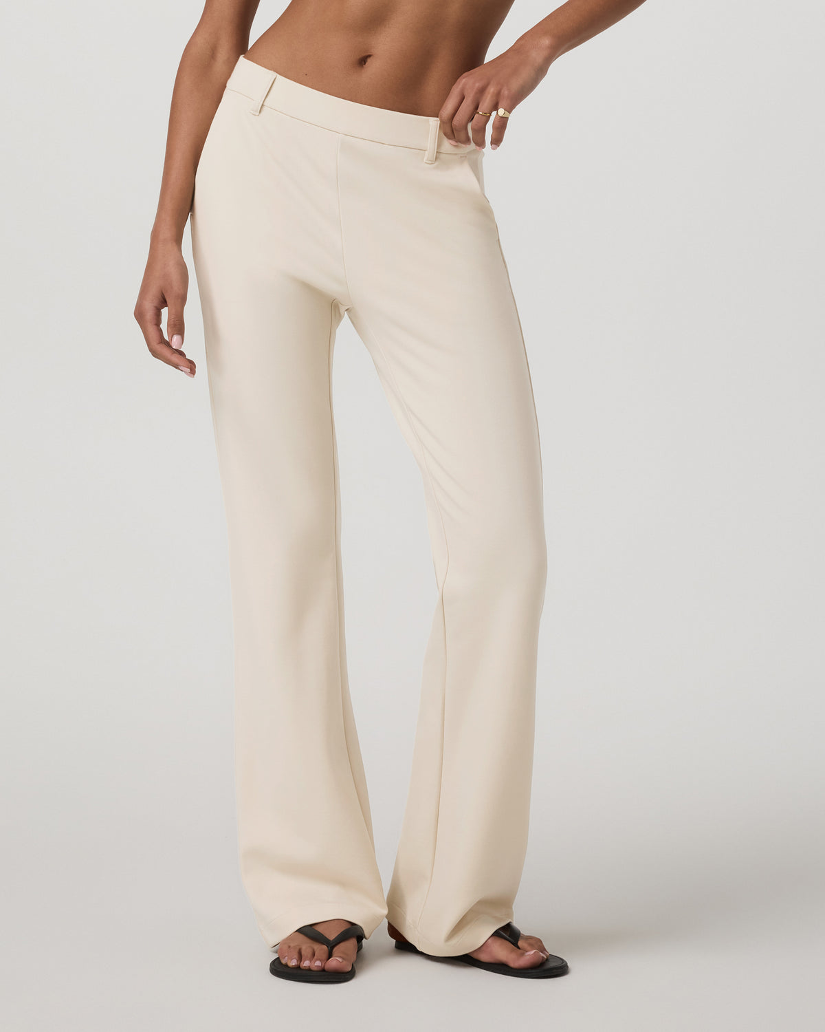 Maven Slim Bootcut Pant Women's Bone Bootcut Pants | Vuori Discount