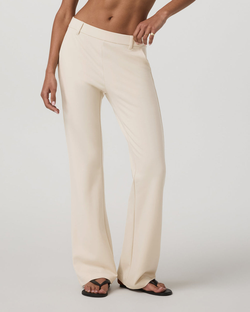 Maven Slim Bootcut Pant Women's Bone Bootcut Pants | Vuori Discount